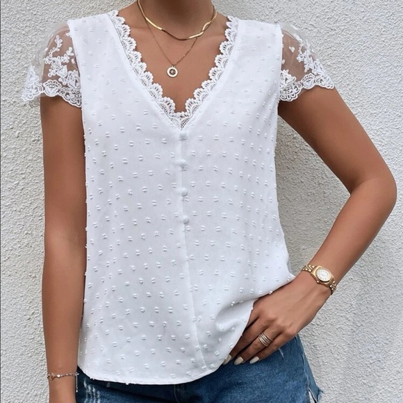 Boho white Swiss dot button detail blouse - Picture 4 of 8